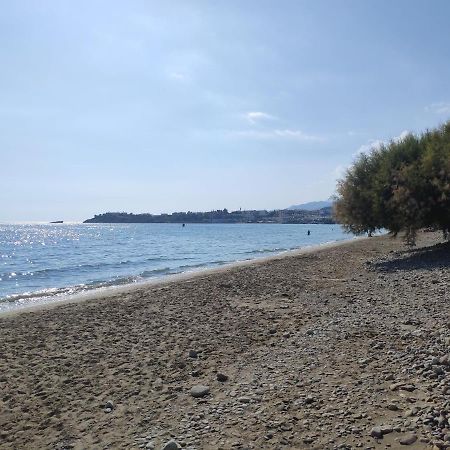 Neva Apartments By The Beach Макрі-Ялос Екстер'єр фото